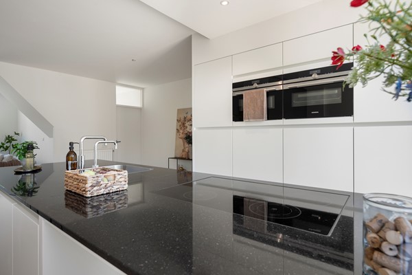 Medium property photo - Caumerbeek 11, 6166 GD Geleen